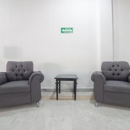 Capital O Hotel Casa Real Celaya เคลาญา ภายนอก รูปภาพ