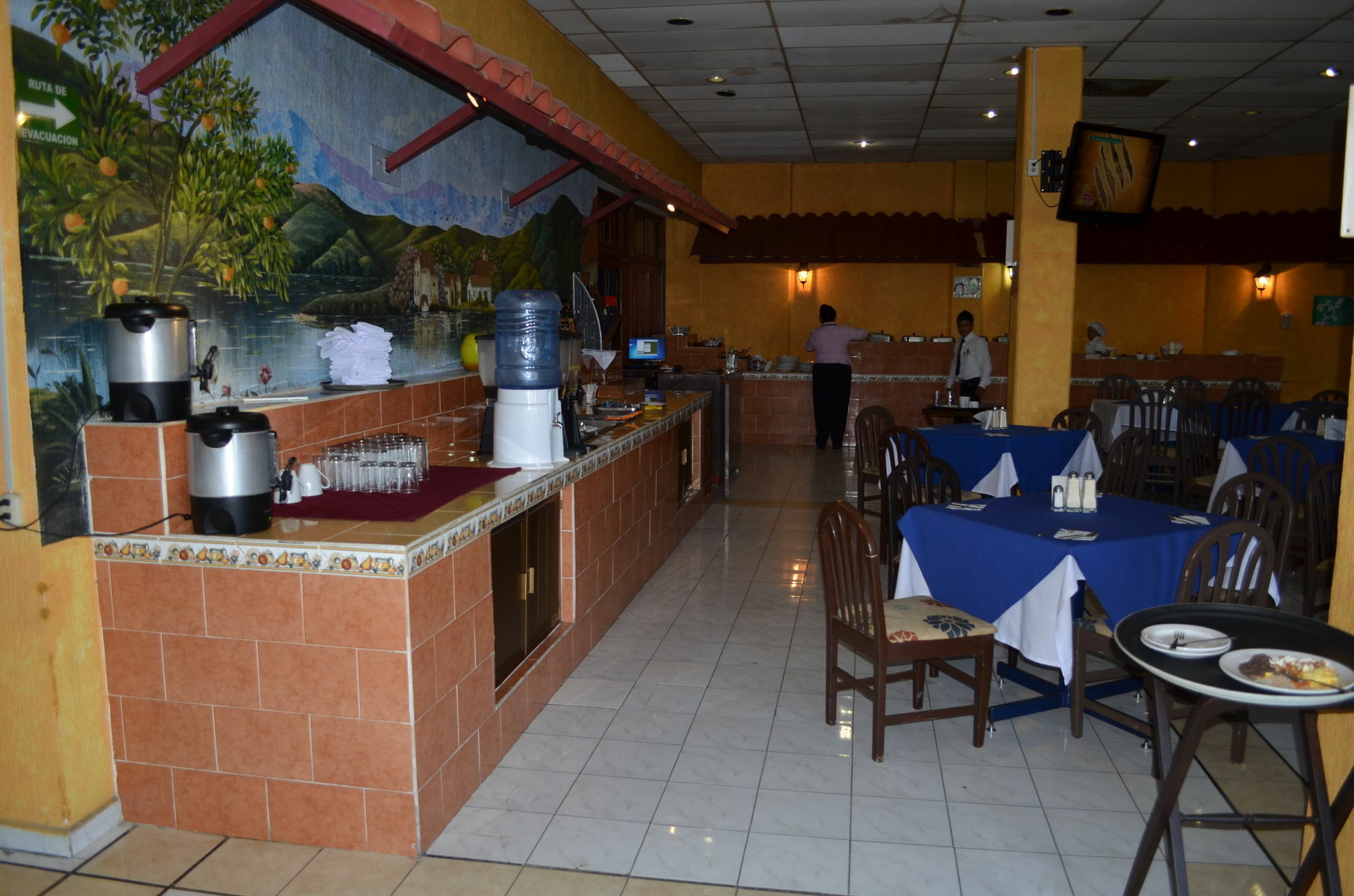 Capital O Hotel Casa Real Celaya เคลาญา ภายนอก รูปภาพ